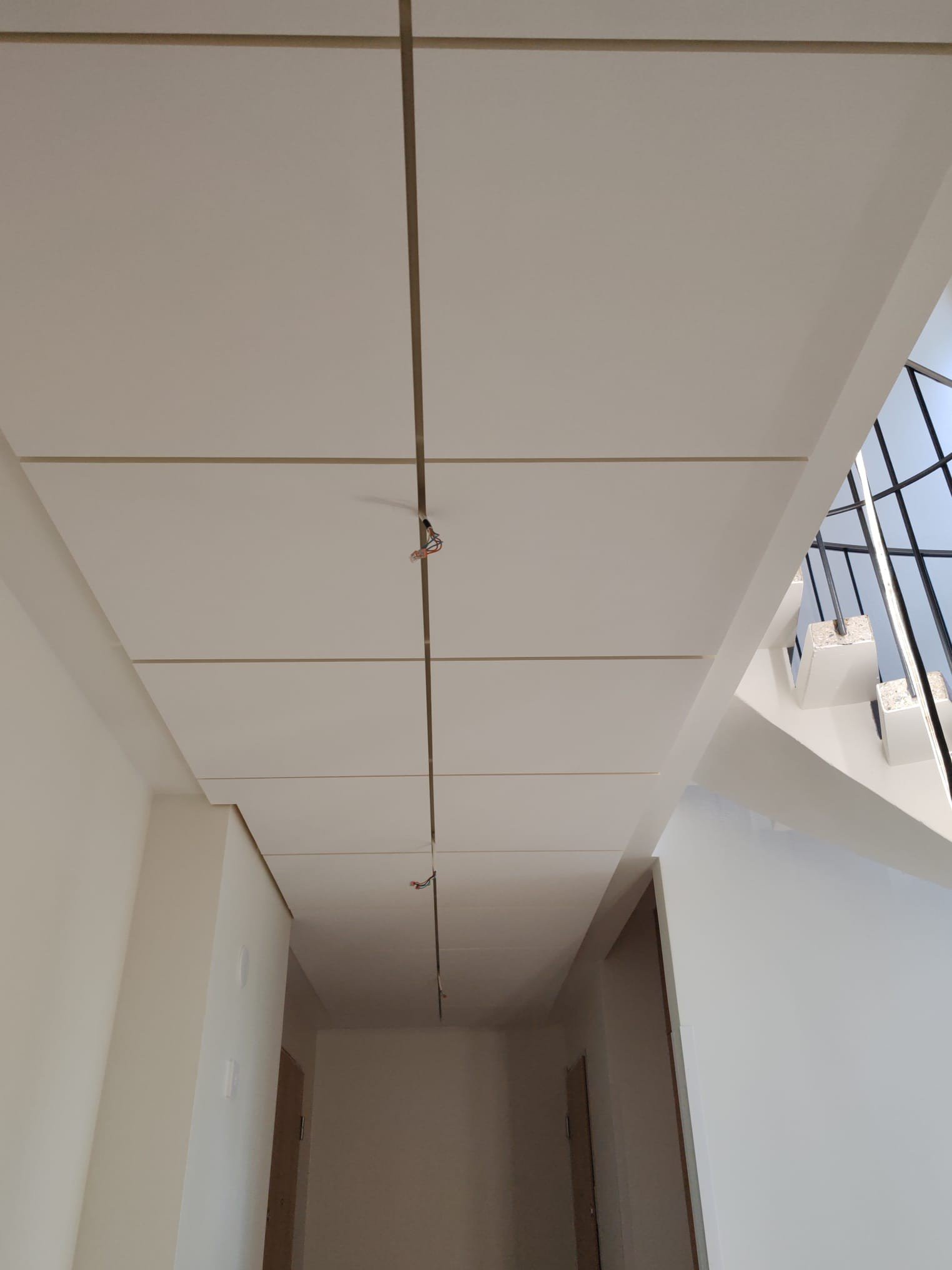 Etusivu Akustiikka-asennus sisärakentamisen kohteessa suunnitelmien mukaisesti